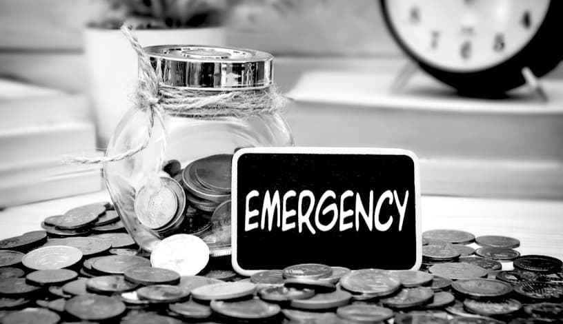 Como reconstruir um fundo de emergência depois de usar a maior parte do dinheiro?